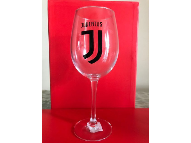 Bicchiere vino Juventus