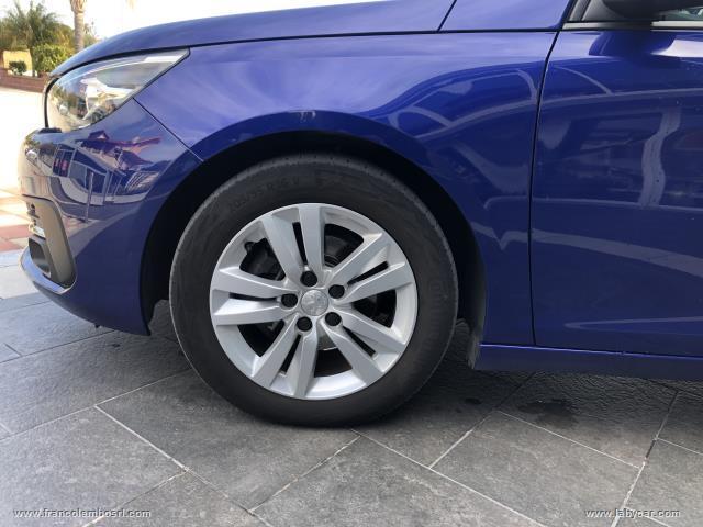 Auto - Peugeot 308 bluehdi 130 s&s business