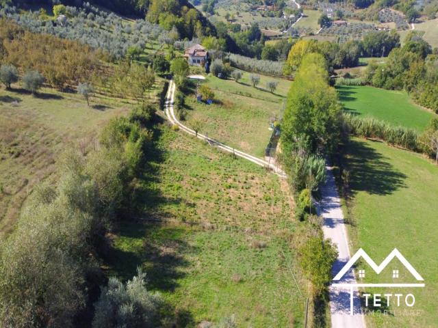 Case - Terreno agricolo con pozzo