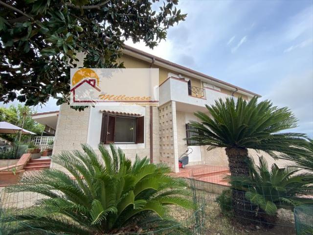 Appartamenti in Vendita - Villa in vendita a siracusa tremmilia