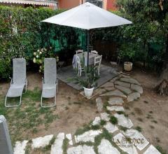 Case - Appartamento con giardino a marina di carrara