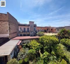 Appartamento con giardino,terrazzo ,zona poggioreale