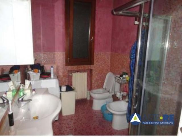Case - Appartamento al p.t. in via del barolo n.43/a, bomporto (mo) - fraz. sorbara