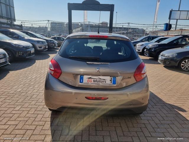 Auto - Peugeot 208 1.2 vti 82 cv 5p. access