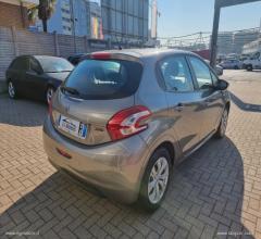 Auto - Peugeot 208 1.2 vti 82 cv 5p. access