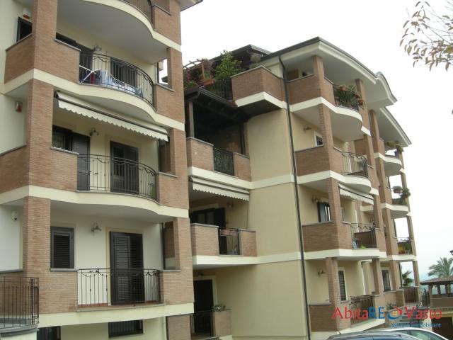 Appartamento di nuova costruzione in condominio signorile