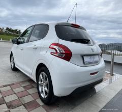 Auto - Peugeot 208 1.2 vti 82 cv 5p. active