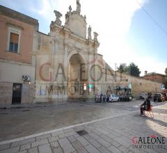 Case - Salento, lecce - locale commerciale con volte a stella, nel centro storico della città.