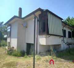 Case - Villa in via roselli 7/a aprilia