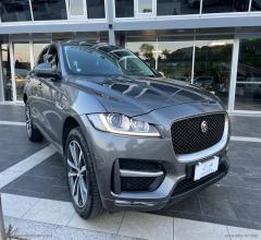 Auto - Jaguar f-pace 2.0 d 180 cv awd portfolio