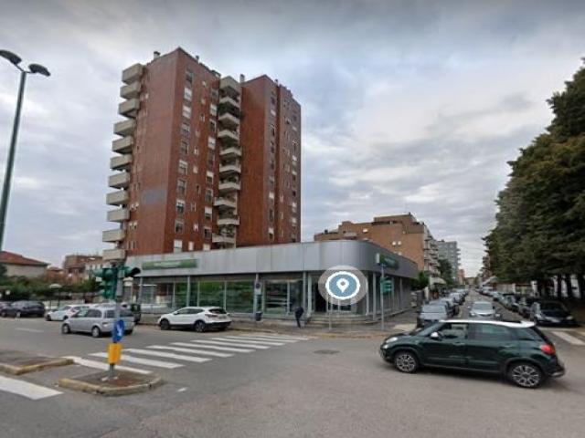 Case - Fabbricati costruiti per esigenze commerciali - viale gramsci 307