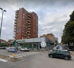 Case - Fabbricati costruiti per esigenze commerciali - viale gramsci 307