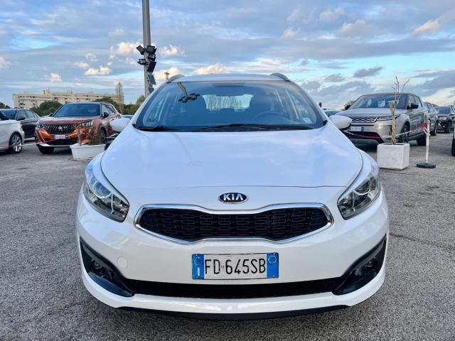 Auto - Kia cee d 1.6 crdi 110 cv sw active