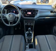 Auto - Volkswagen t-roc 1.6 tdi scr style bluemotion tech.