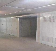 Garage - via arconate 73 e 79