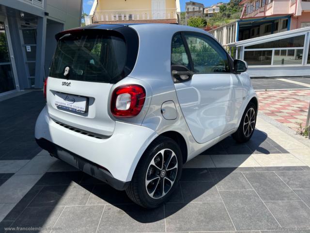 Auto - Smart fortwo 70 1.0 twinamic urban