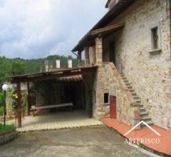 Case - Casa colonica - localita' greta 1 - bucine (ar) - 52021