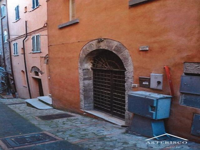 Case - Appartamento - via della storta n. 17 - todi (pg)