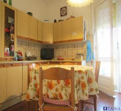 Case - Appartamento con vista mare a fiumaretta rif 4138