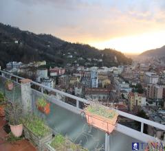 Attico con splendida vista  a carrara rif 1948