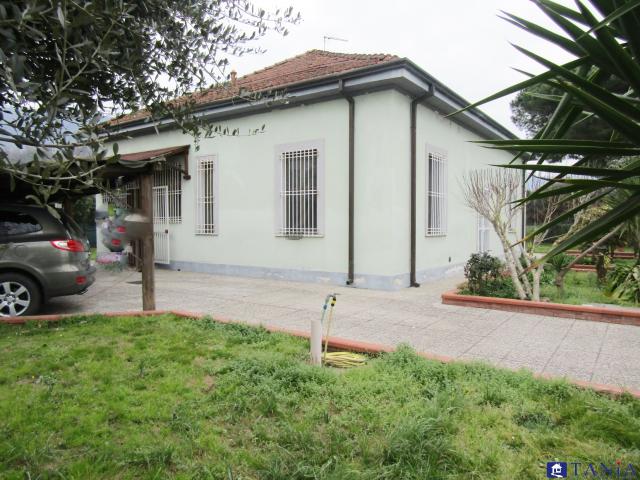 Casa indipendente a fossone rif. 3237