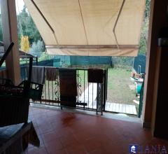 Case - Villetta  a schiera  di grande dimensioni con giardino zona marasio  rif 3186