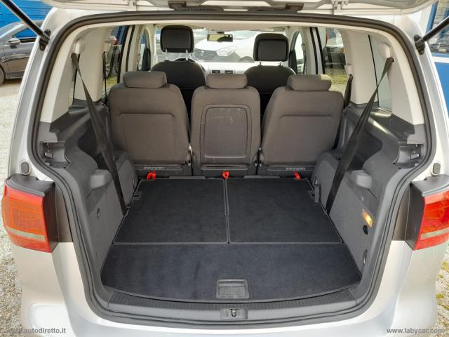 Auto - Volkswagen touran 1.6 tdi dsg comfortline