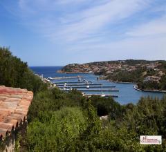 Case - Villa con piscina e vista a porto cervo marina