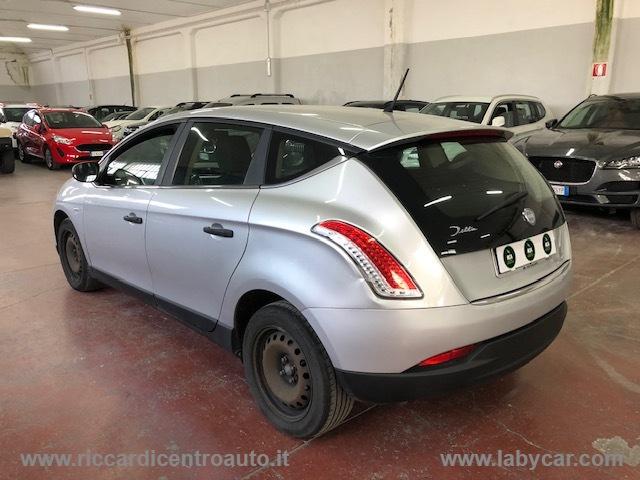 Auto - Lancia delta 1.6 mjt 105 cv silver - prezzo non trattabile