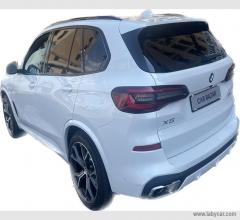 Auto - Bmw x5 xdrive40d 48v msport