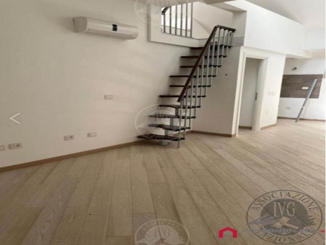 Case - Appartamento in complesso residenziale in viale trastevere