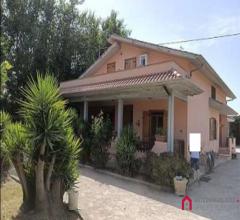 Case - Due appartamenti con terreno via migliara 45 borgo grappa (lt)