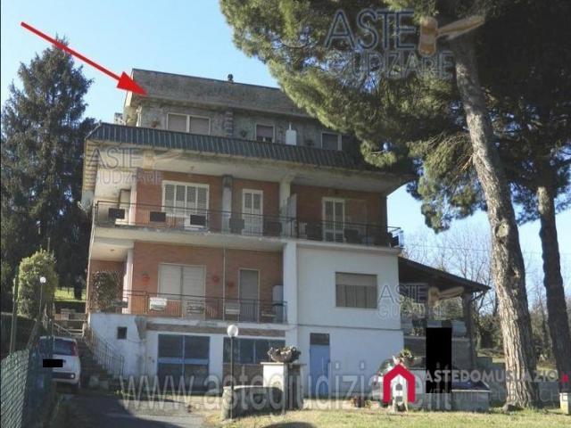 Case - Appartamento in villino san cesareo