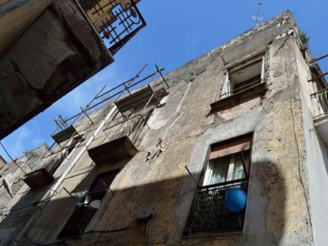 Case - Compendio immobiliare costituito da n. 5 unità