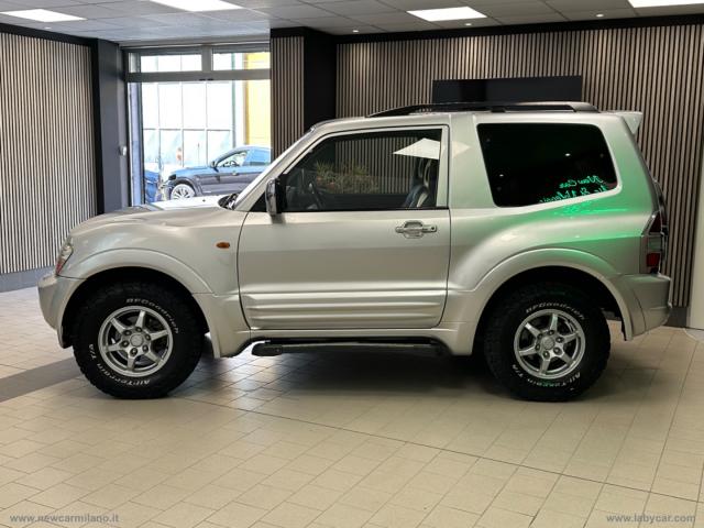 Auto - Mitsubishi pajero 3.2 16v di-d 3p. gls