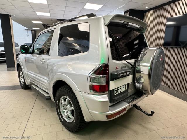 Auto - Mitsubishi pajero 3.2 16v di-d 3p. gls