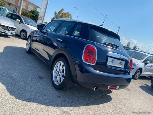 Auto - Mini mini cooper d 5 porte