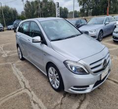 Auto - Mercedes-benz b 180 benzina premium