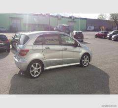 Auto - Mercedes-benz b 180 cdi sport