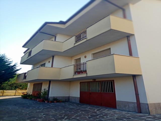 Appartamenti in Vendita - Casa indipendente in vendita a san giovanni teatino sambuceto