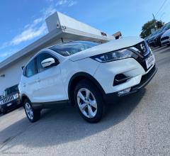 Auto - Nissan qashqai 1.5 dci business