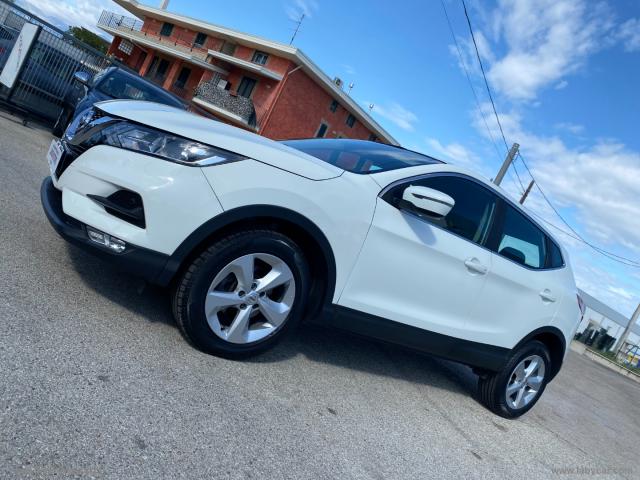 Auto - Nissan qashqai 1.5 dci business