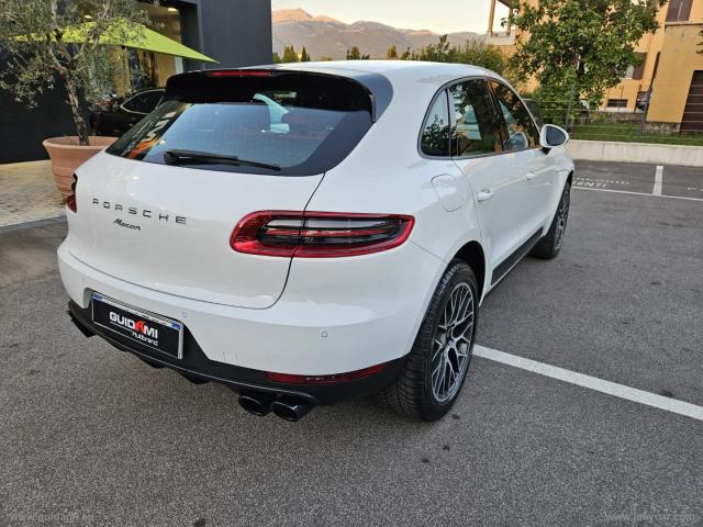 Auto - Porsche macan 2.0