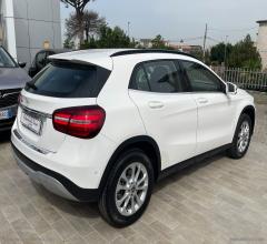 Auto - Mercedes-benz gla 200 d automatic business extra