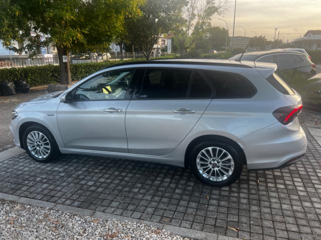 Auto - Fiat tipo 1.0 sw life plus