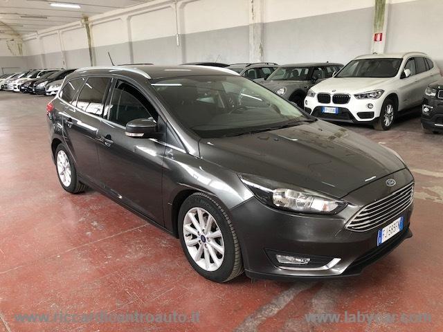 Auto - Ford focus 1.5 tdci 120 s&s pow. sw tit. bus. navy+telec.