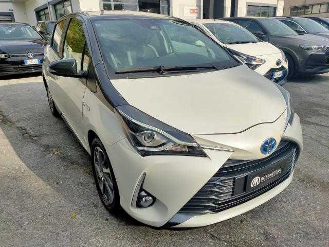 Auto - Toyota yaris 1.5 hybrid 5p. trend 'white ed.'