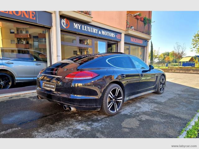 Auto - Porsche panamera 4.8 4s