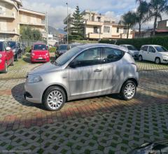 Auto - Lancia ypsilon 1.2 69 cv 5p. gpl ecochic gold