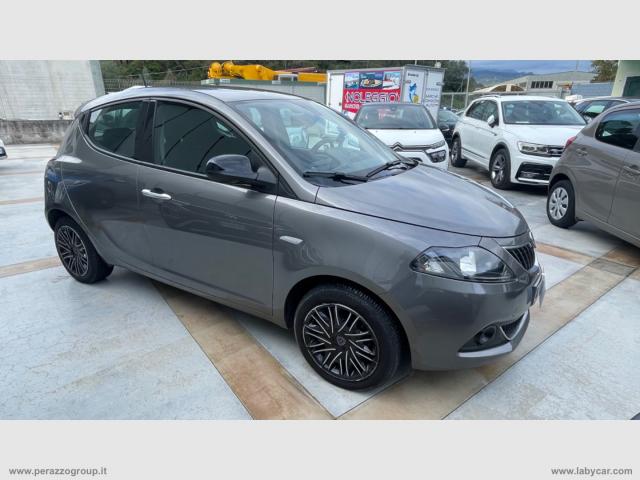 Auto - Lancia ypsilon 1.0 firefly 5p.s&s hybryd gold